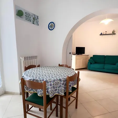 Apartment Baia Lunare