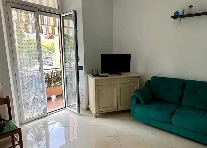 Baia Lunare Apartman *